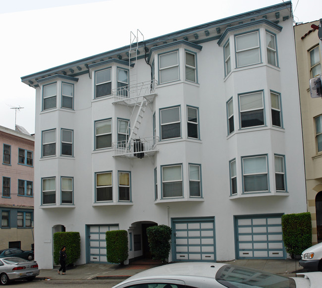 1055 Washington St in San Francisco, CA - Building Photo - Building Photo