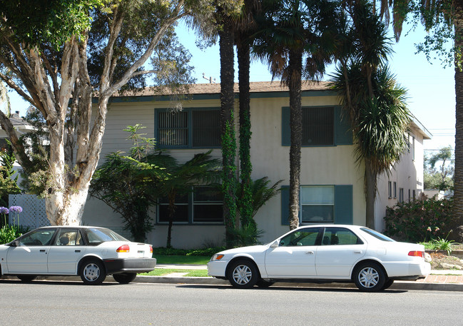 3400-3410 Preble Ave in Ventura, CA - Foto de edificio - Building Photo