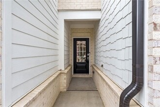 2559 Adventure Wy in Doraville, GA - Building Photo - Building Photo