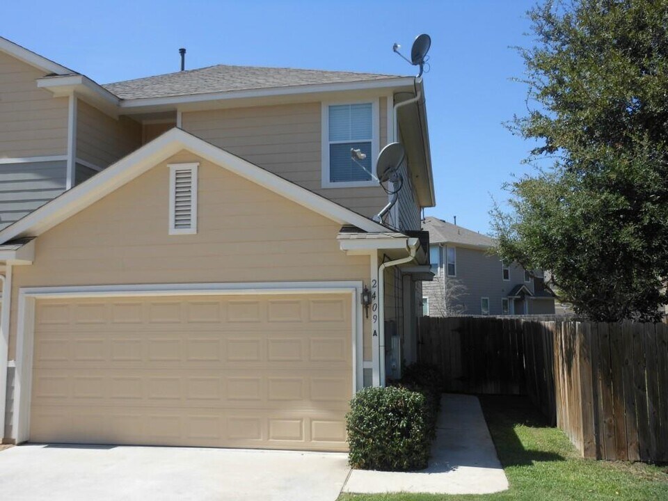 2409 Allred Dr in Austin, TX - Building Photo