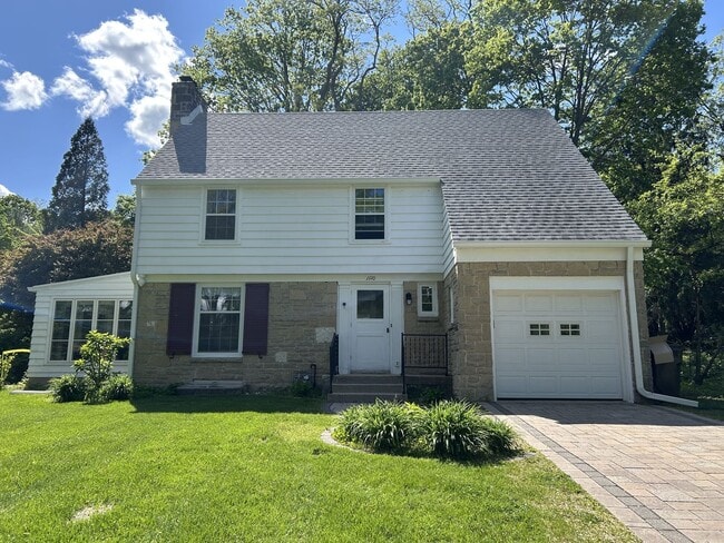 property at 1110 Shorewood Blvd