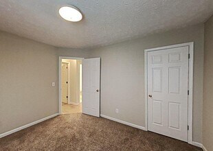 2739 Cedar Trace Dr in Ellenwood, GA - Building Photo - Building Photo