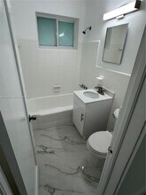 530 Santander Ave in Coral Gables, FL - Building Photo - Building Photo