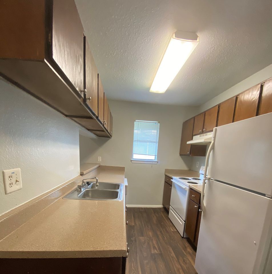 Stone Creek Apartments in Lewisville, TX