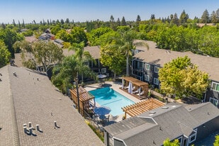 Trails at 2112 in Modesto, CA - Building Photo