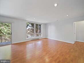 501 Prospect Blvd in Frederick, MD - Foto de edificio - Building Photo