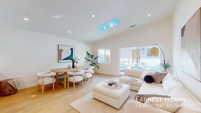 6441 Satsuma Ave in Los Angeles, CA - Building Photo - Building Photo