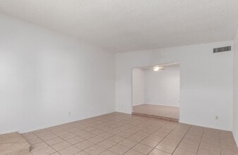 242 N Standage in Mesa, AZ - Building Photo - Building Photo