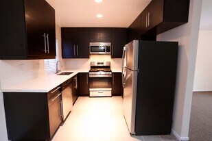 177 Douglas St, Unit #1 in Los Angeles, CA - Building Photo