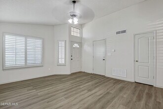 14309 Pacific Point Dr in El Paso, TX - Building Photo - Building Photo