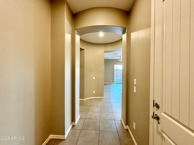 2575 S Quaintance St in Gilbert, AZ - Building Photo - Building Photo