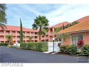 519 Roma Ct-Unit -#2103 in Naples, FL - Building Photo