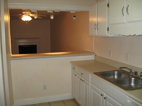 2011 25th Ave S in Nashville, TN - Building Photo - Building Photo