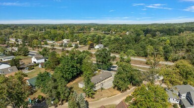 5155 Girard Dr, Unit 4 in Pinckney, MI - Building Photo - Building Photo