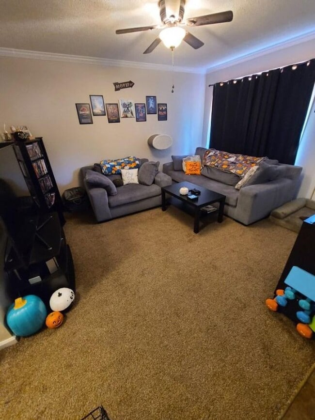 2730 Dorothy Ave NE in Canton, OH - Building Photo - Building Photo