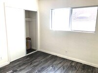 2321 Pullman Ln, Unit E in Redondo Beach, CA - Building Photo - Building Photo