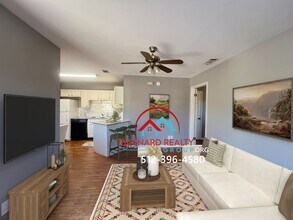 1632 Post Rd in San Marcos, TX - Building Photo - Building Photo