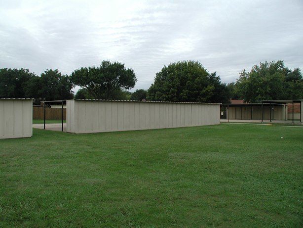 9513 Westpark Dr in Benbrook, TX - Building Photo - Building Photo