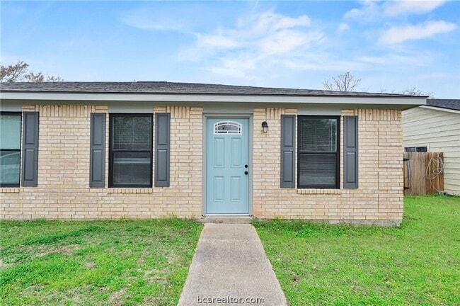 property at 805 San Benito Dr