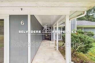 6 Bellows Ct in Greensboro, NC - Foto de edificio - Building Photo