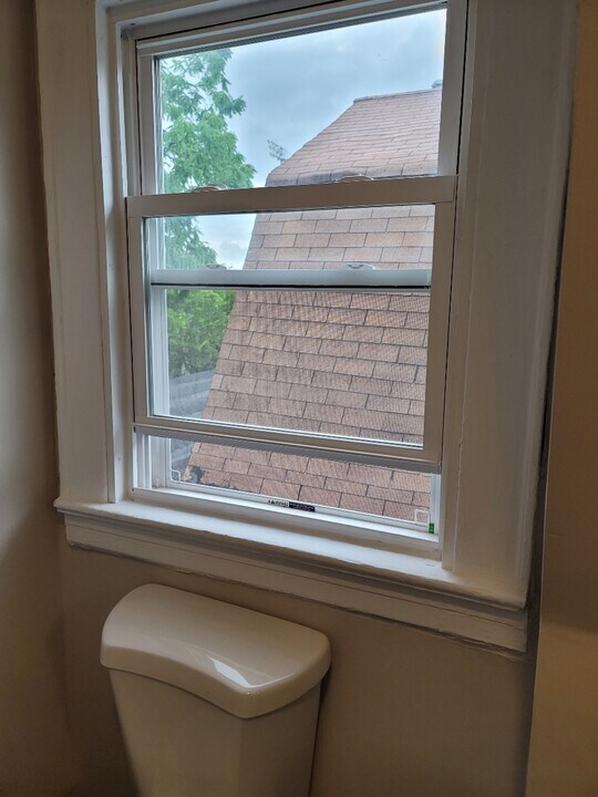 205 N Clinton St in East Orange, NJ - Building Photo