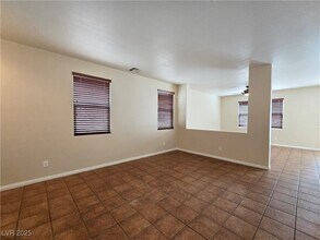 8652 Painted Horseshoe St in Las Vegas, NV - Building Photo - Building Photo