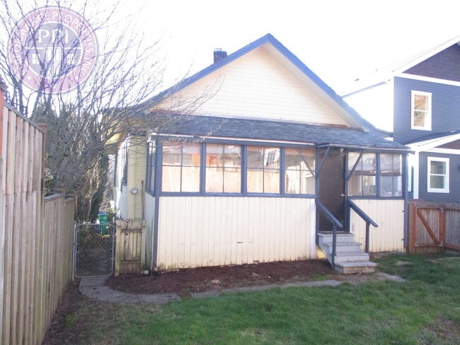 1246 SE 51st Ave in Portland, OR - Building Photo - Building Photo