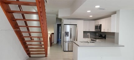 781 SW 148th Ave in Davie, FL - Building Photo - Building Photo