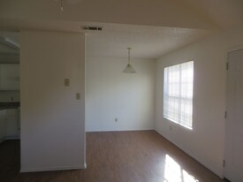 2217 Katy Ln in Georgetown, TX - Building Photo