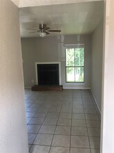 13480 S Thorntree Dr in Houston, TX - Building Photo - Building Photo