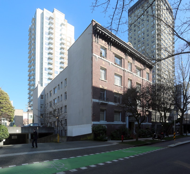 Wings Housing in Vancouver, BC - Building Photo