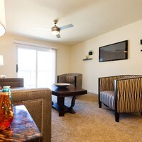 Building Photo - Lakewood Park Apartments in Lexington, Kentucky