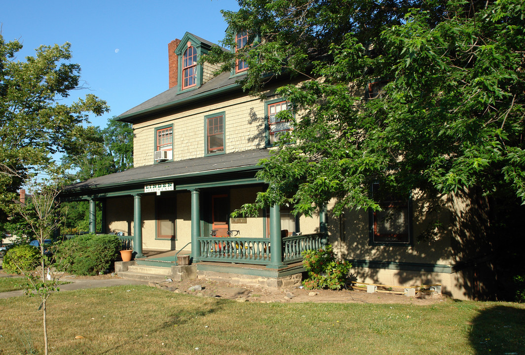 82 Merrimon Ave in Asheville, NC - Building Photo