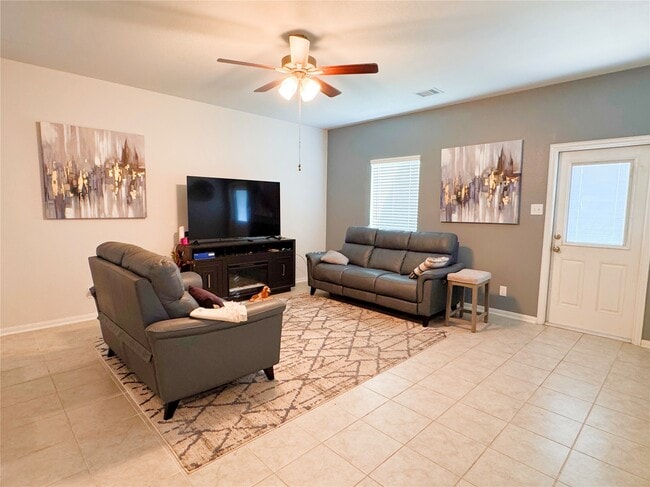 14211 Alberta Spruce Ln