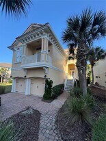 323 Ocean Crest Dr in Palm Coast, FL - Building Photo
