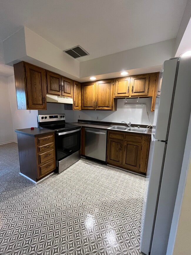 property at 16950 Woodland Dr