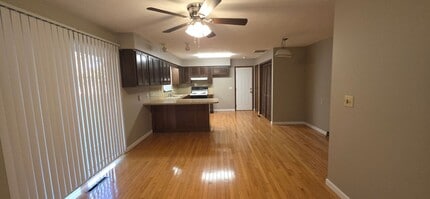 3429 S Broadway Ave in Springfield, MO - Building Photo - Building Photo