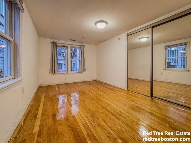 89 Spring St, Unit 1 in Cambridge, MA - Building Photo - Building Photo