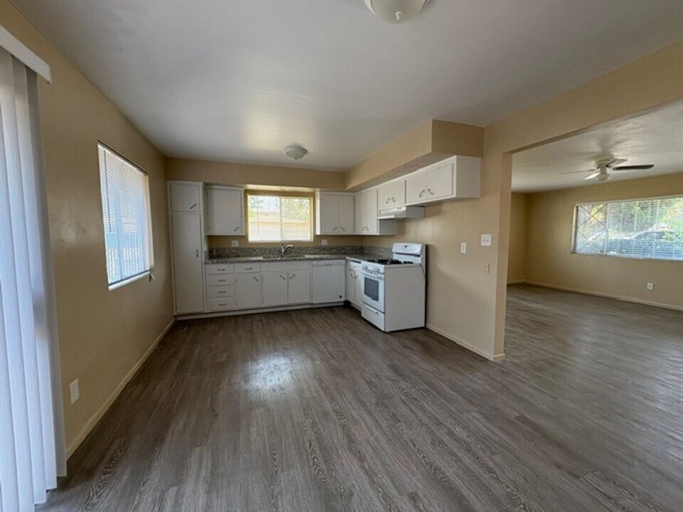 11232-11234 Exeter St in Loma Linda, CA - Building Photo