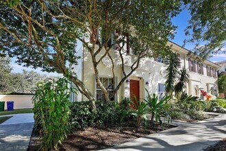 10010 SW 21st St in Miramar, FL - Building Photo - Building Photo