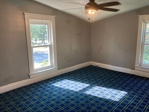 2219 5th Ave, Unit 3 in Kearney, NE - Building Photo - Building Photo