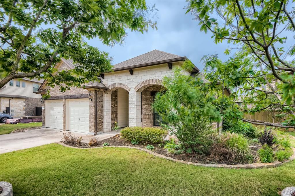 400 Entrada Way in Round Rock, TX - Building Photo