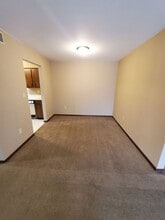 7625 W Donna Ct in Milwaukee, WI - Building Photo - Building Photo