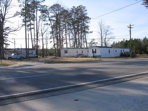 Rte 460 in Windsor, VA - Foto de edificio