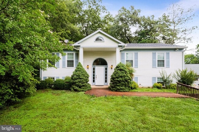 11821 Sinclair Ln in Manassas, VA - Building Photo - Building Photo