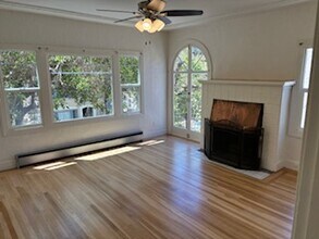 2393 Virginia St in Berkeley, CA - Foto de edificio - Building Photo
