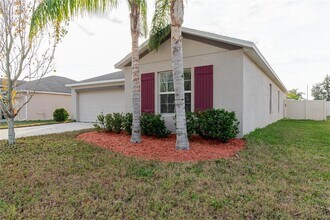 304 Cascade Bend Dr in Ruskin, FL - Building Photo - Building Photo