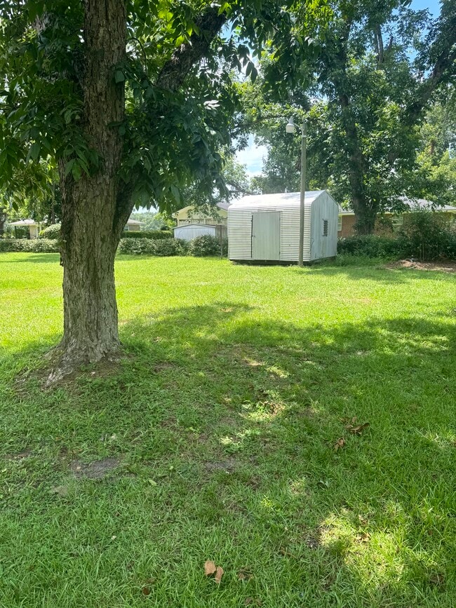 property at 105 Rabun Ave