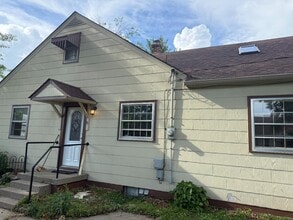 15 Mann Ct in New Albany, IN - Building Photo - Building Photo