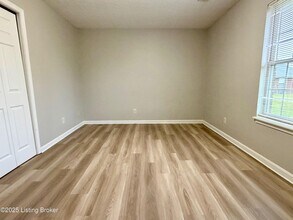 220 Harrison St in Scottsburg, IN - Building Photo - Building Photo